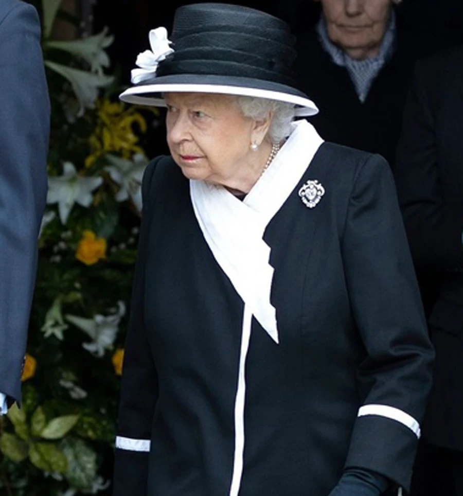 Pogrzeb hrabiny Carnarvon Pogrzeb hrabiny Carnarvon