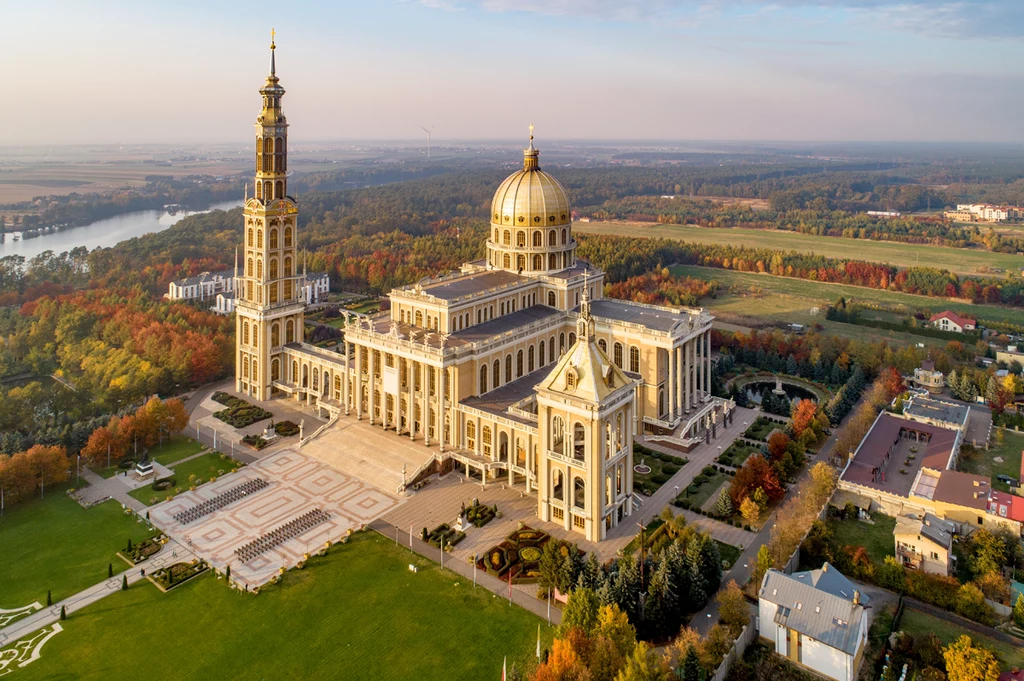 Świątynię pobłogosławił papież Jan Paweł II