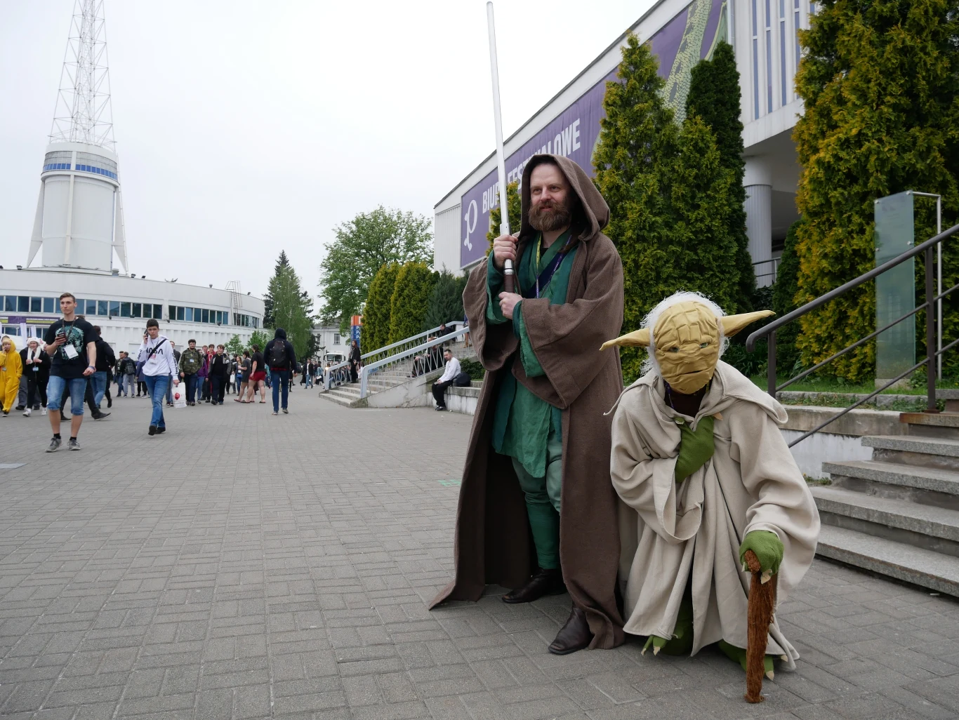 - Finansowanie eksploracji kosmosu to bardzo dobra rzecz - ocenili mistrzowie Jedi. - Na efekty może trzeba będzie trochę poczekać, ale w długofalowej perspektywie to dobra inwestycja. 