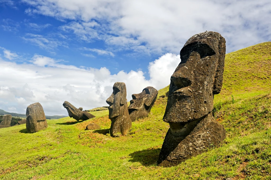 Na Wyspie Wielkanocnej znajduje się aż 887 posągów moai