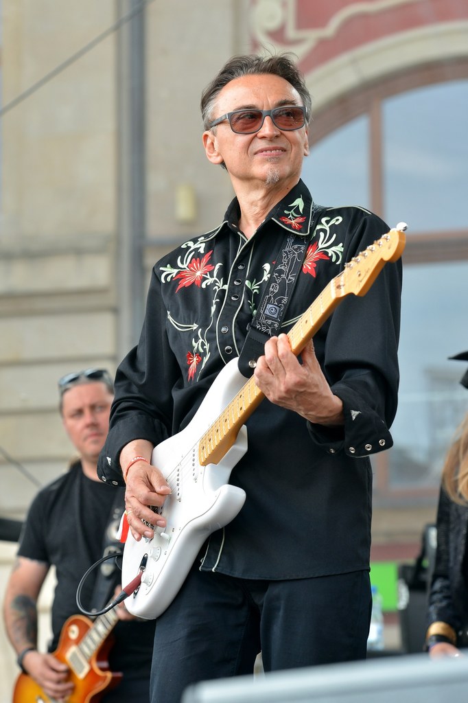 Leszek Cichoński poprowadzi Gitarowy Rekord Guinnessa