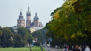 Krakowskie Błonia to 48-hektarowa łąka w centrum miasta
