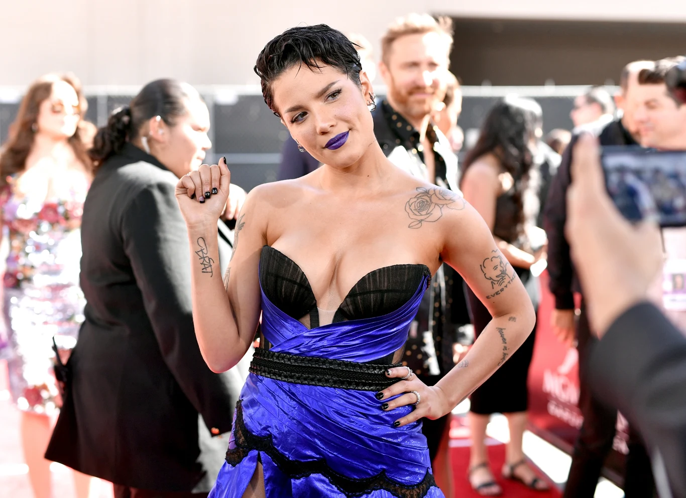 Halsey 
