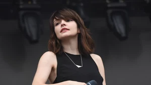 Lauren Mayberry z CHVRCHES pod ochroną. Fani Chrisa Browna grożą wokalistce 