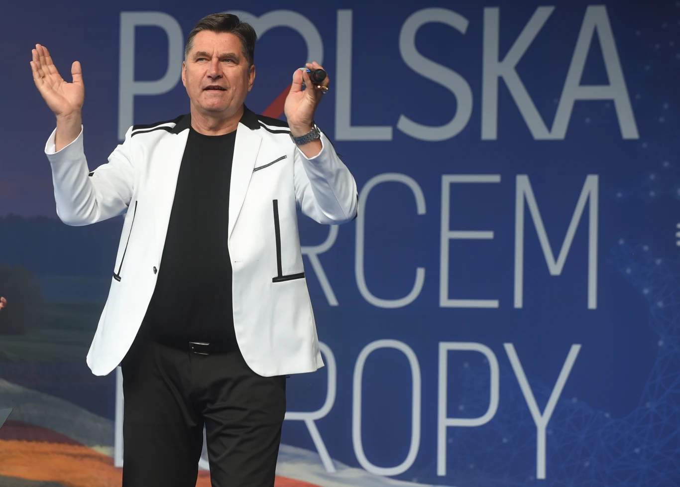 Lider Bayer Full w lutym 2019 r. ogłosił, że odchodzi z PSL na skutek wejścia tej partii do Koalicji Europejskiej. Lider Bayer Full w lutym 2019 r. ogłosił, że odchodzi z PSL na skutek wejścia tej partii do Koalicji Europejskiej.