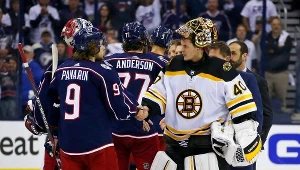 Bramkarz Tuukka Rask zatrzymał gospodarzy