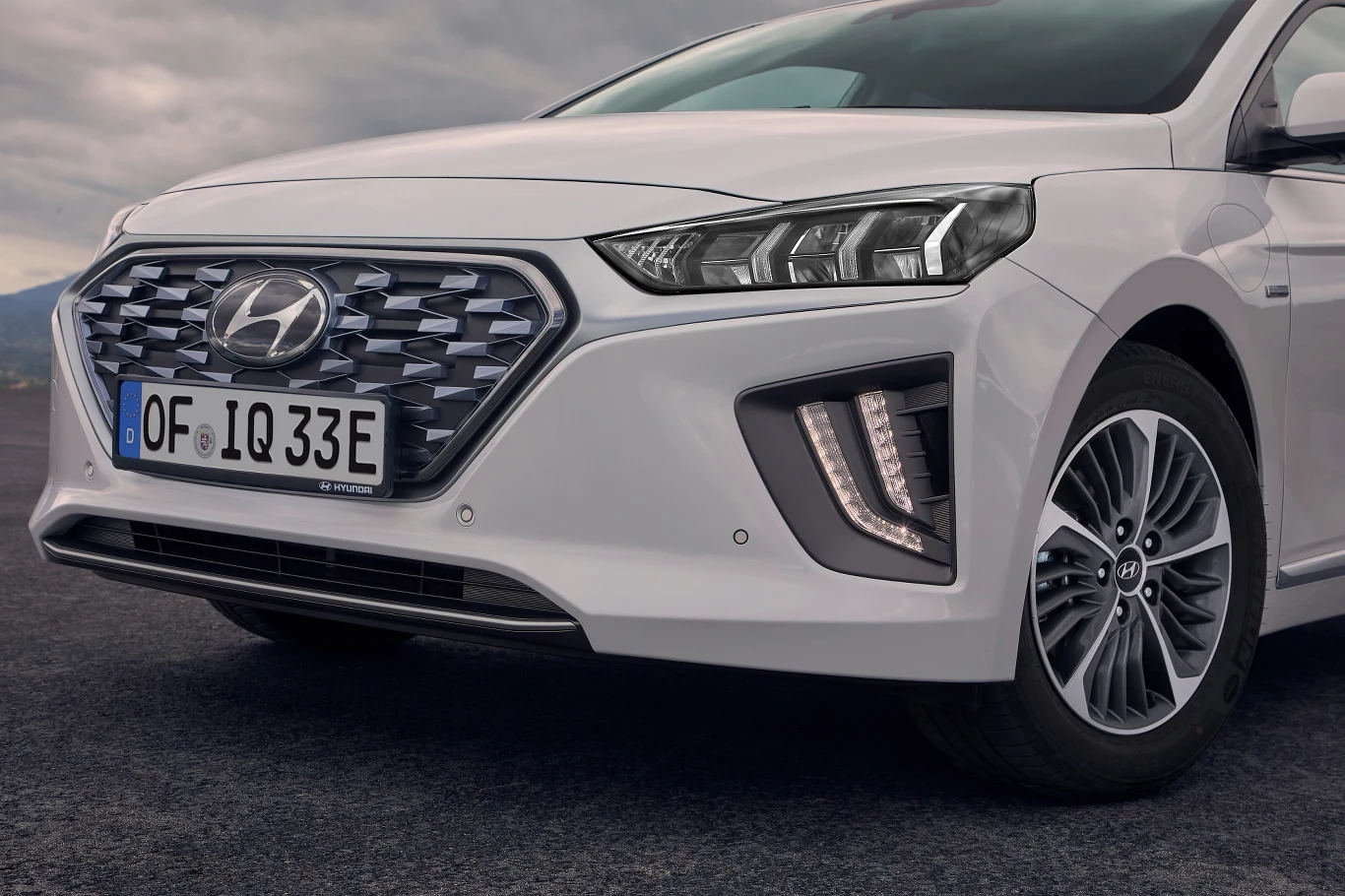 Hyundai Ioniq Hyundai Ioniq