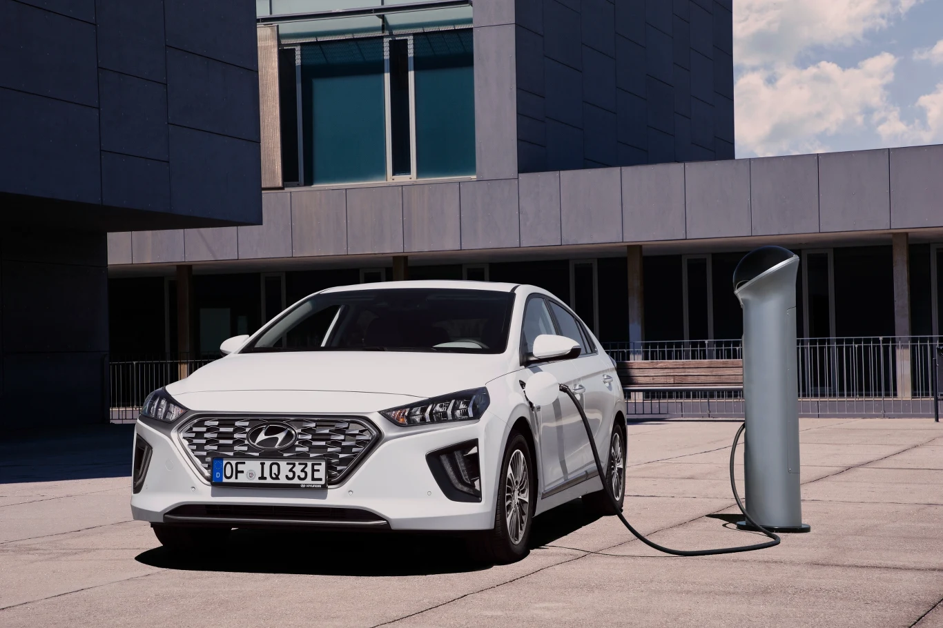 Hyundai Ioniq Hyundai Ioniq