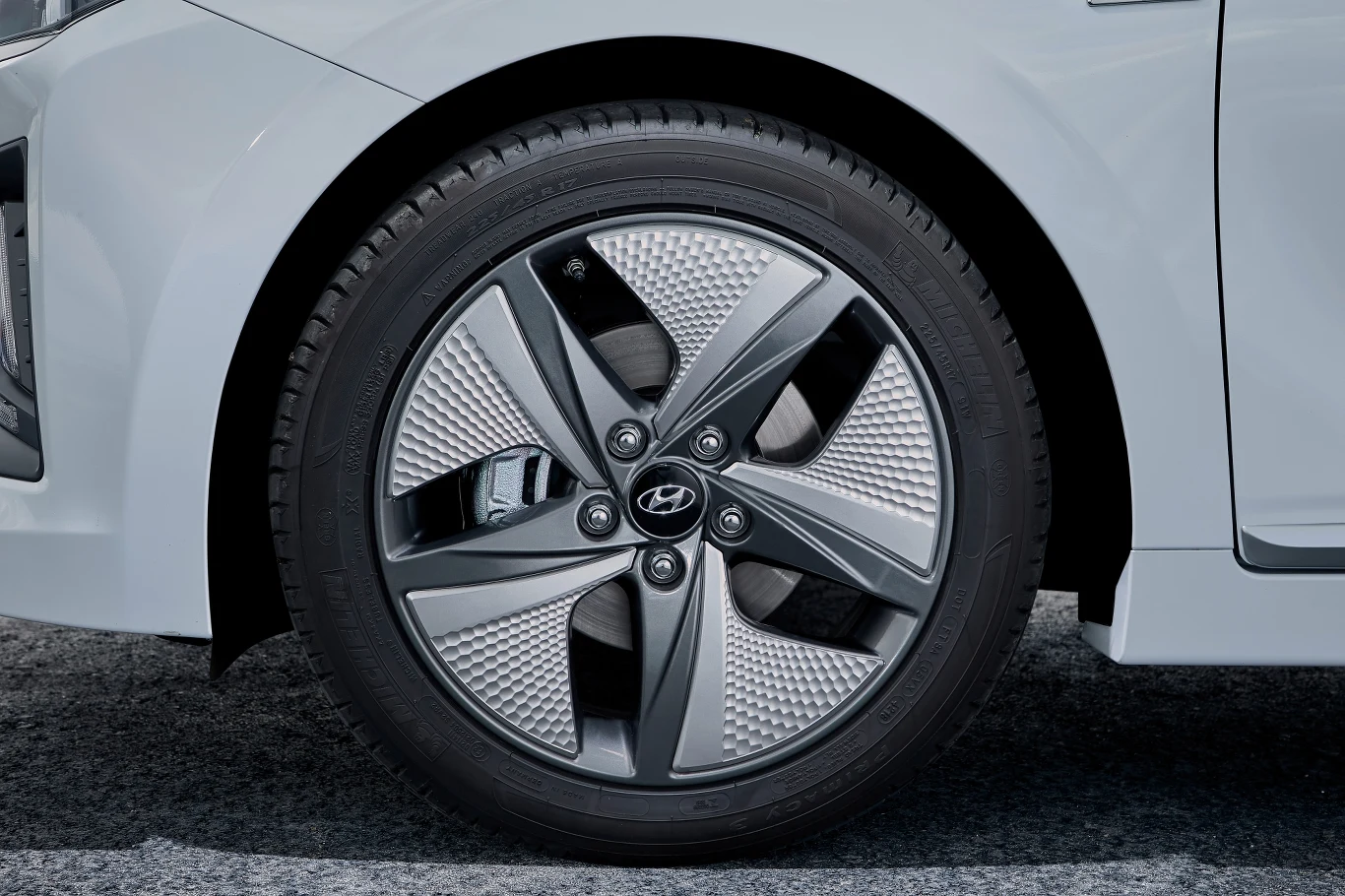 Hyundai Ioniq Hyundai Ioniq