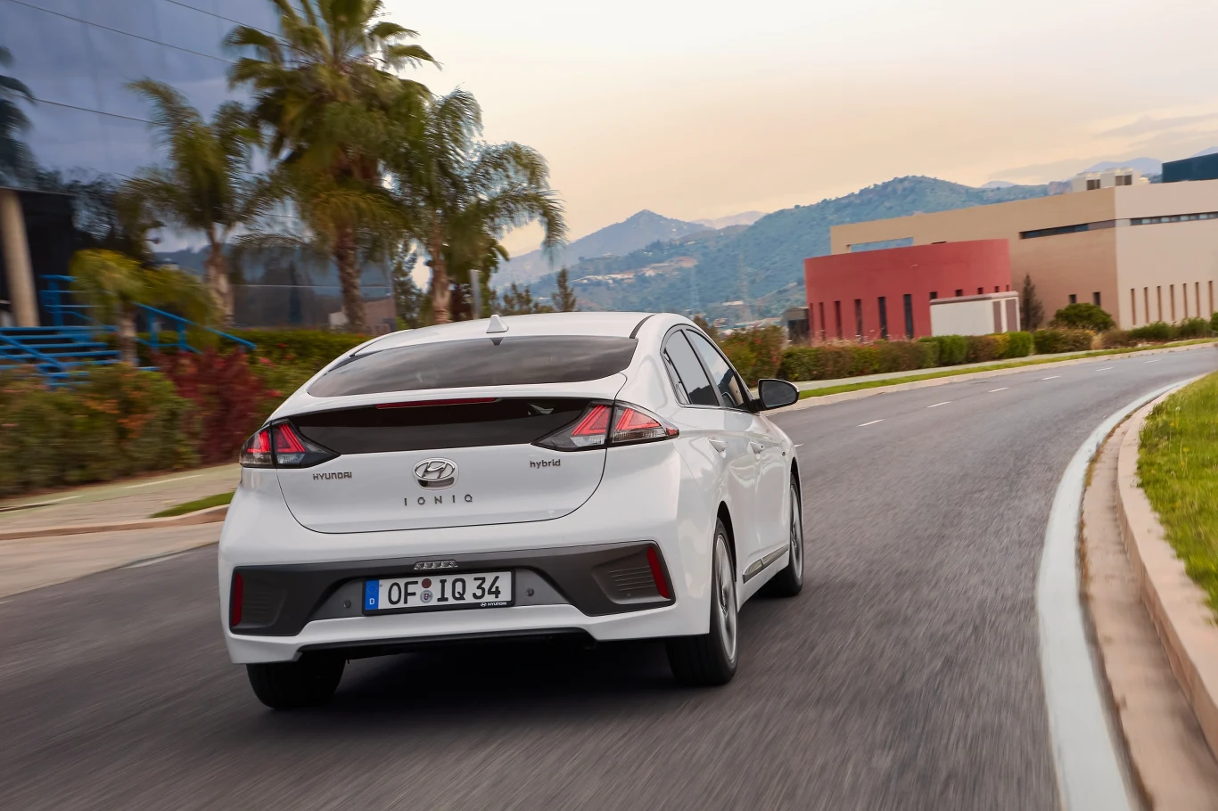 Hyundai Ioniq Hyundai Ioniq