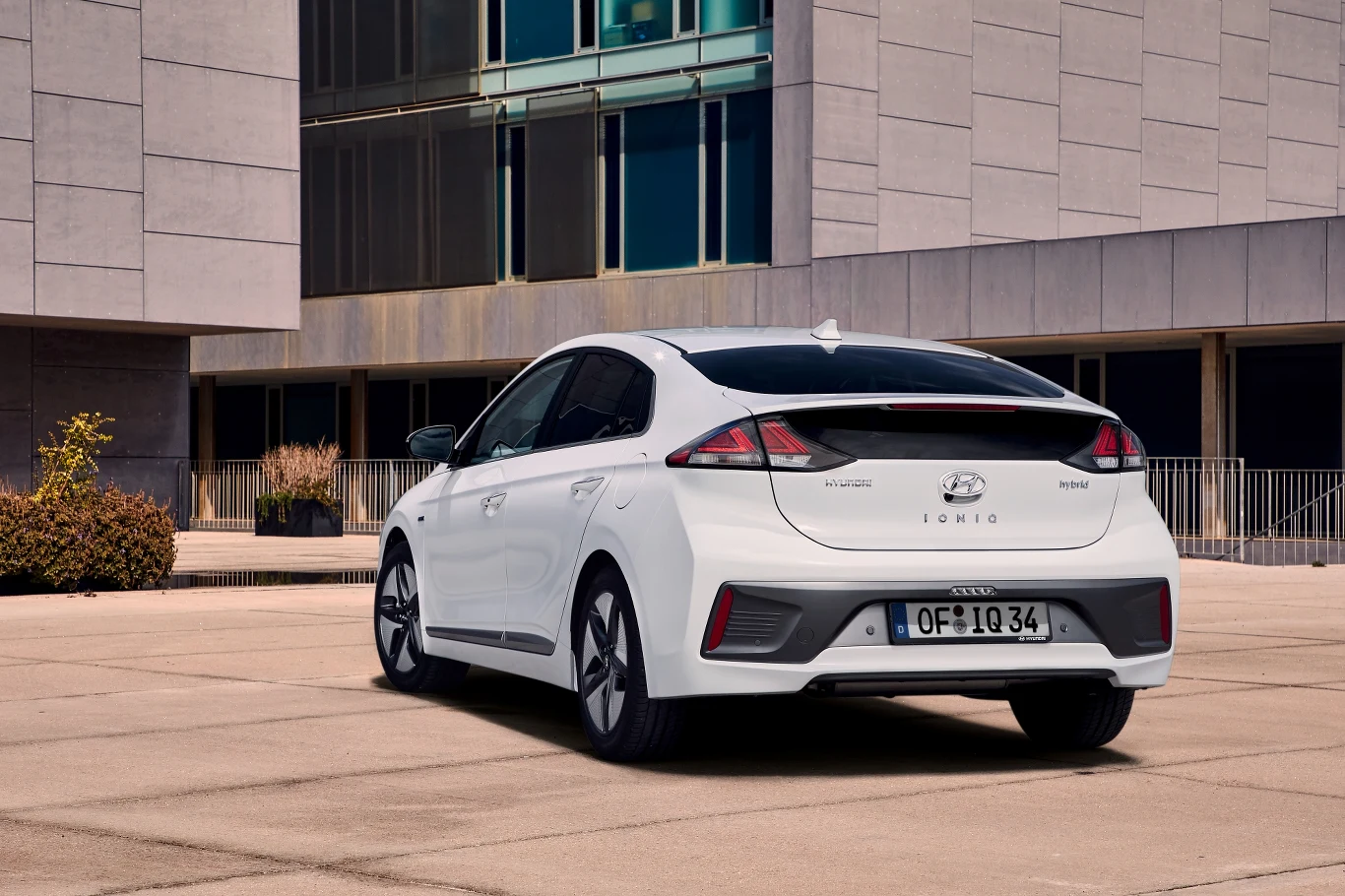 Hyundai Ioniq Hyundai Ioniq