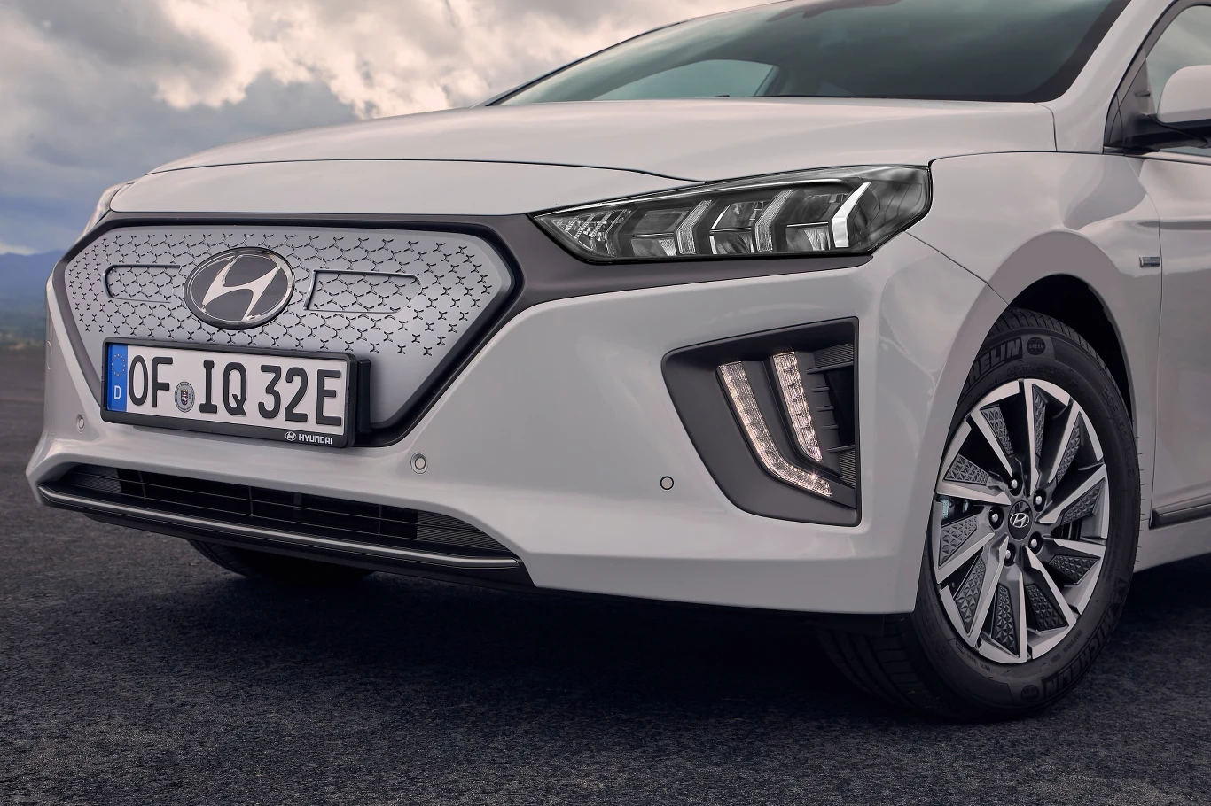 Hyundai Ioniq Hyundai Ioniq