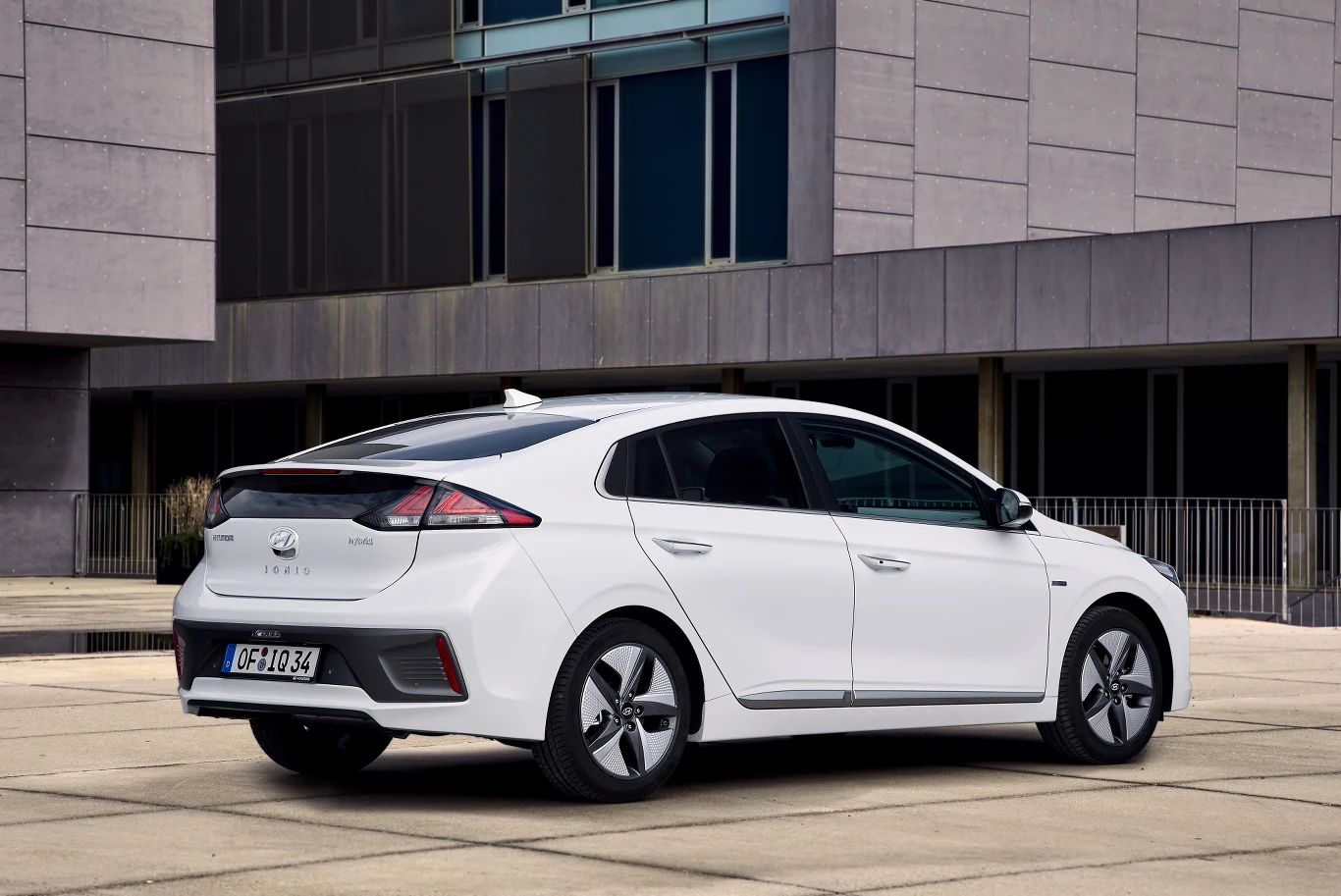 Hyundai Ioniq Hyundai Ioniq
