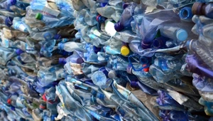 Problem z biodegradowalnym plastikiem 