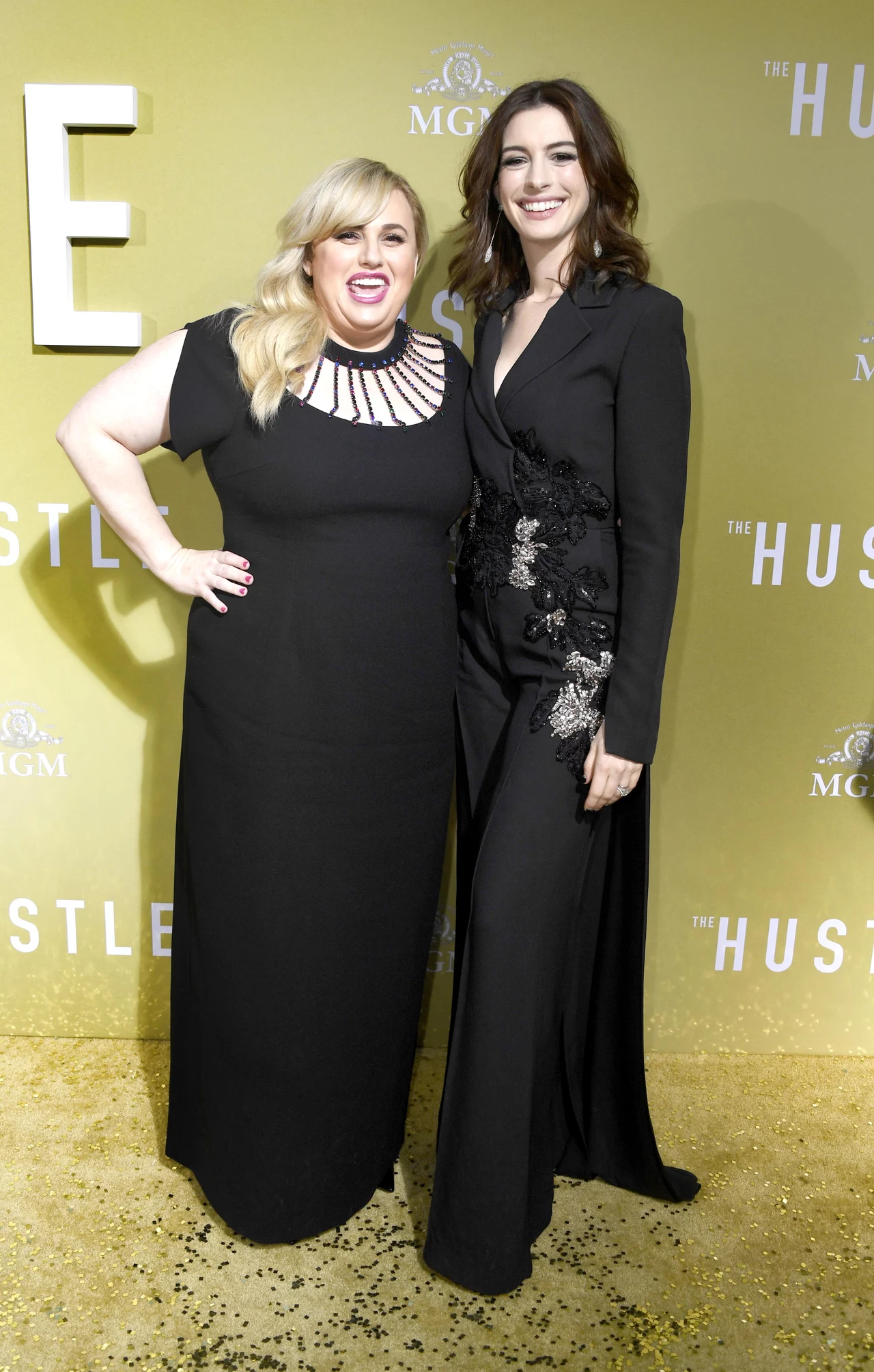 Anne Hathaway i Rebel Wilson Anne Hathaway i Rebel Wilson