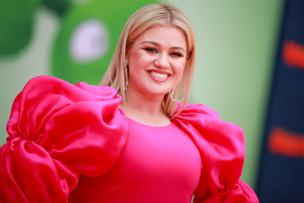 Kelly Clarkson sprzedała około 70 milionów płyt i wygrała trzy Grammy Awards