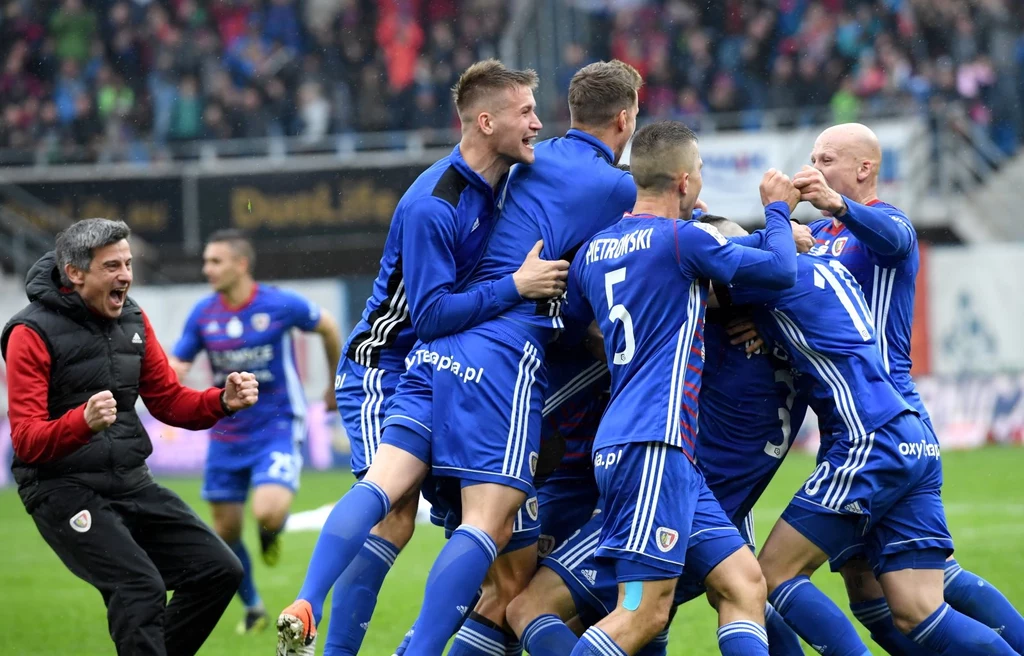 Radość drużyny Piasta Gliwice Radość drużyny Piasta Gliwice