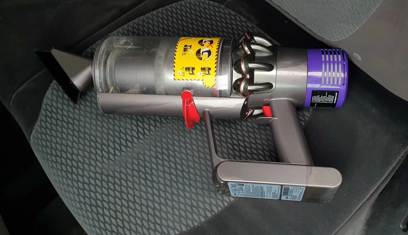 Dyson Cyclone V10 Dyson Cyclone V10