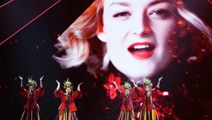 Eurowizja 2019: Roksana Węgiel śpiewa z grupą Tulia "Pali się (Fire of Love)"