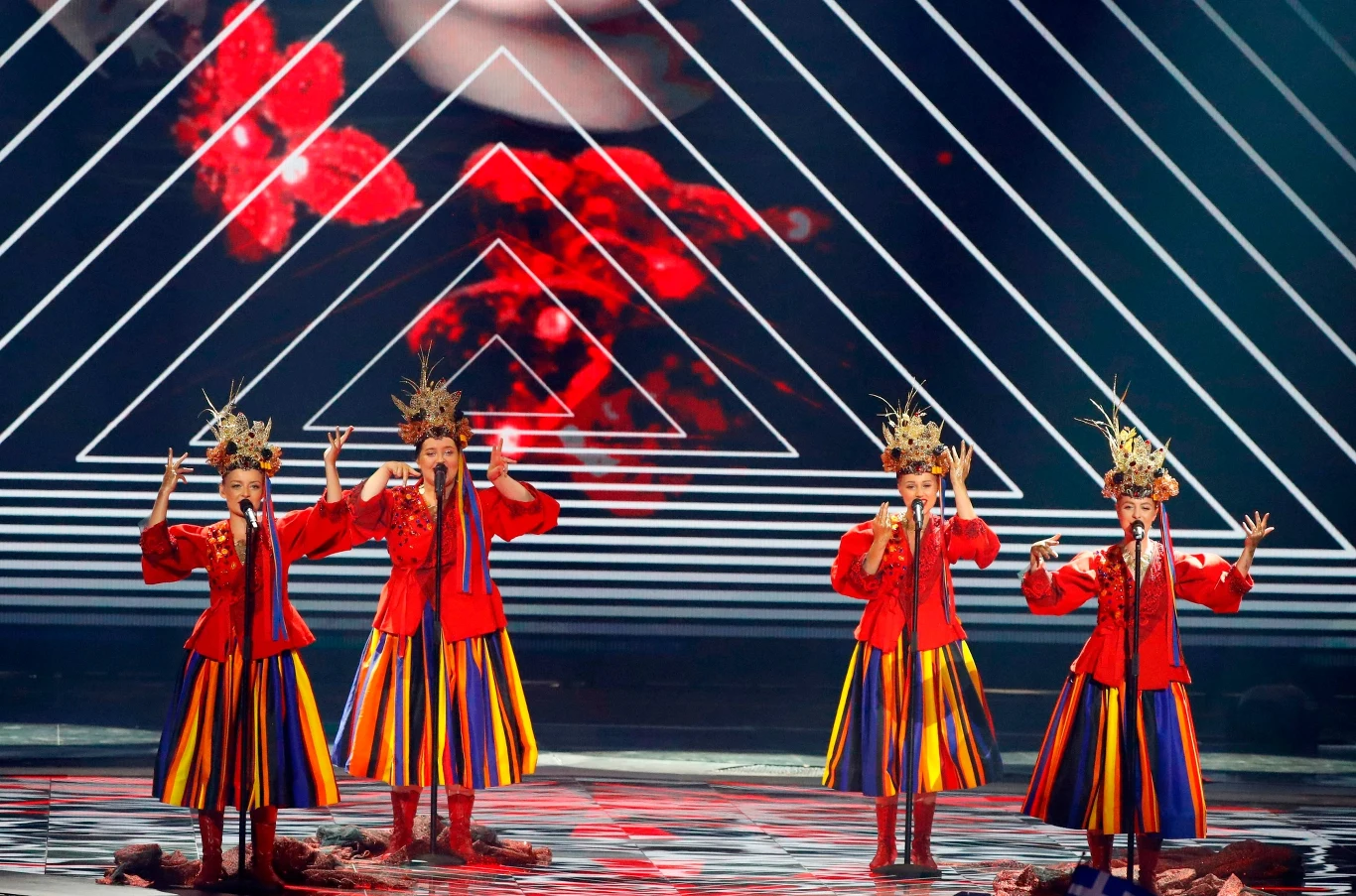 Tulia z piosenką "Pali się (Fire of Love)" wystąpiła na Eurowizji w Tel Awiwie. Zobacz zdjęcia!