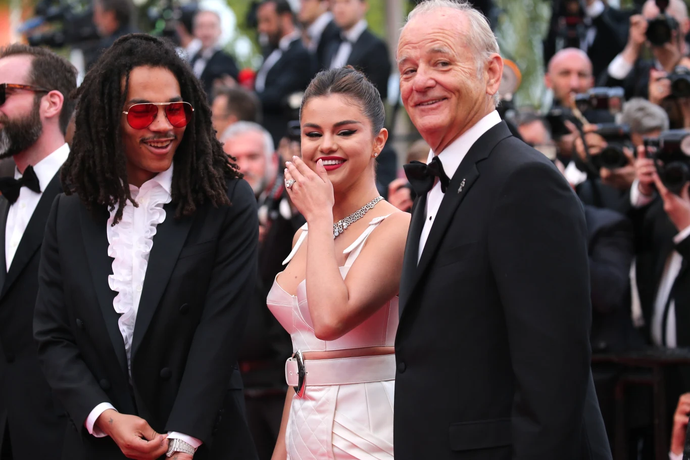 Oprócz Gomez w filmie pojawili się: Bill Murray, Tilda Swinton, Adam Driver, Chloë Sevigny, Austin Butler, Danny Glover czy Caleb Landry Jones.