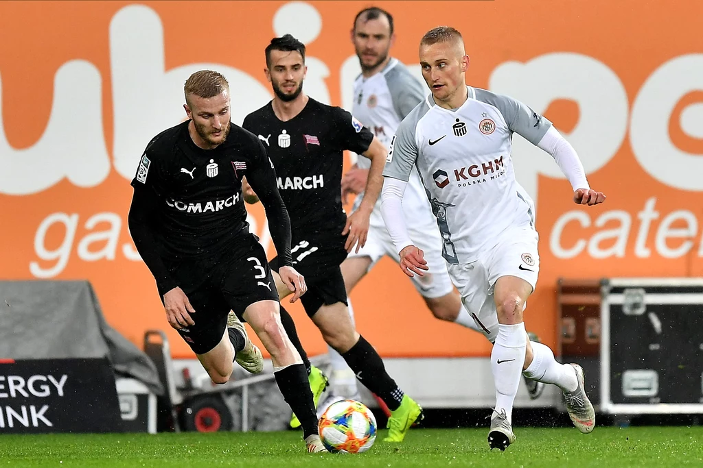 Mecz w Lubinie rozstrzygnął się dopiero w doliczonym czasie gry Mecz w Lubinie rozstrzygnął się dopiero w doliczonym czasie gry