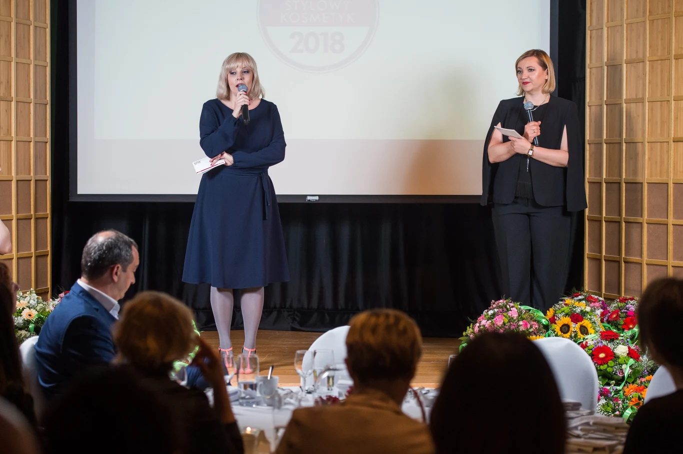 Galę poprowadziły Agnieszka Łopatowska, dyrektor sektora Lifestyle Grupy Interia oraz Katarzyna Machaj, kierownik redakcji Styl.pl