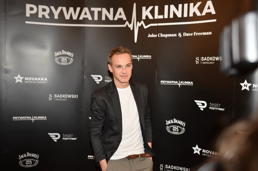 Artur Chamski na premierze sztuki Prywatna Klinika