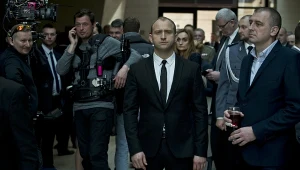 Borys Szyc na planie serialu "Wataha 3" / HBO Europe