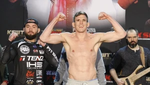 Scott Askham (w środku) znów pokonał Michała Materlę