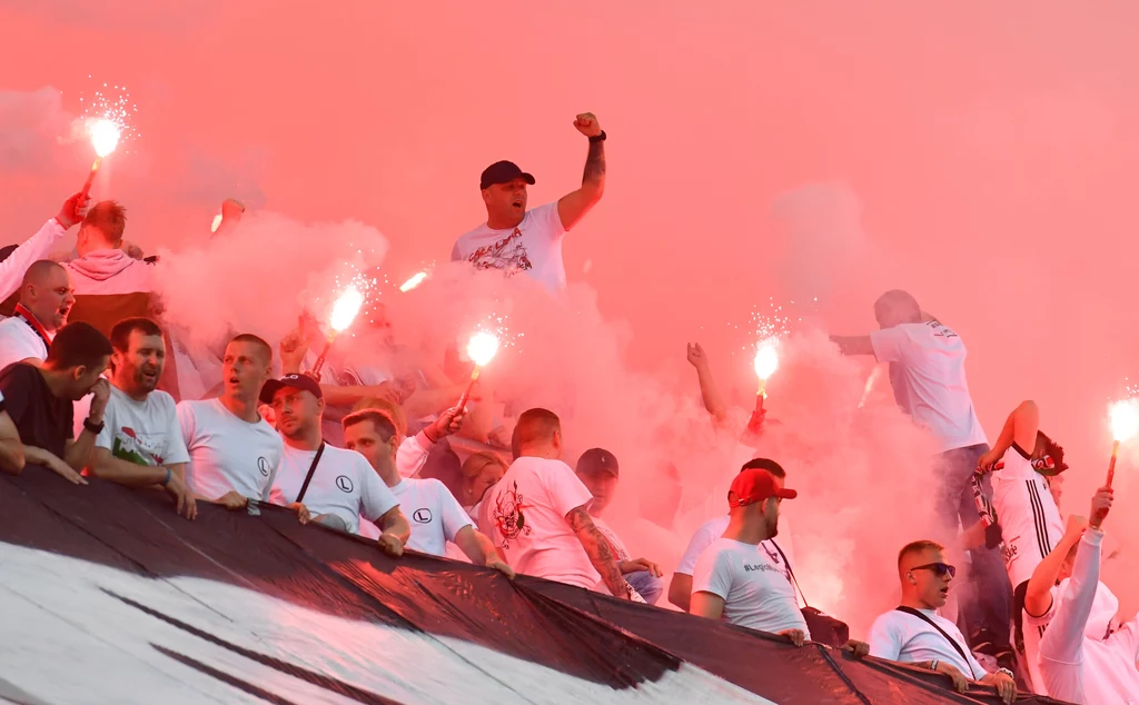 Legia Warszawa straciła koronę mistrza Polski w sezonie 2018/19 Legia Warszawa straciła koronę mistrza Polski w sezonie 2018/19