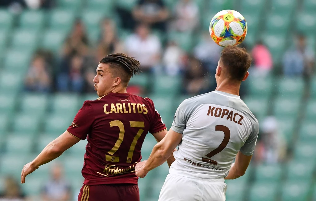 Legia Warszawa straciła koronę mistrza Polski w sezonie 2018/19 Legia Warszawa straciła koronę mistrza Polski w sezonie 2018/19