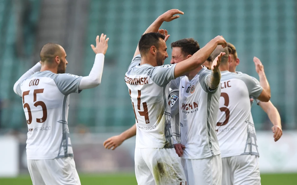 Legia Warszawa straciła koronę mistrza Polski w sezonie 2018/19 Legia Warszawa straciła koronę mistrza Polski w sezonie 2018/19