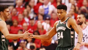 As Bucks Giannis Antetokounmpo