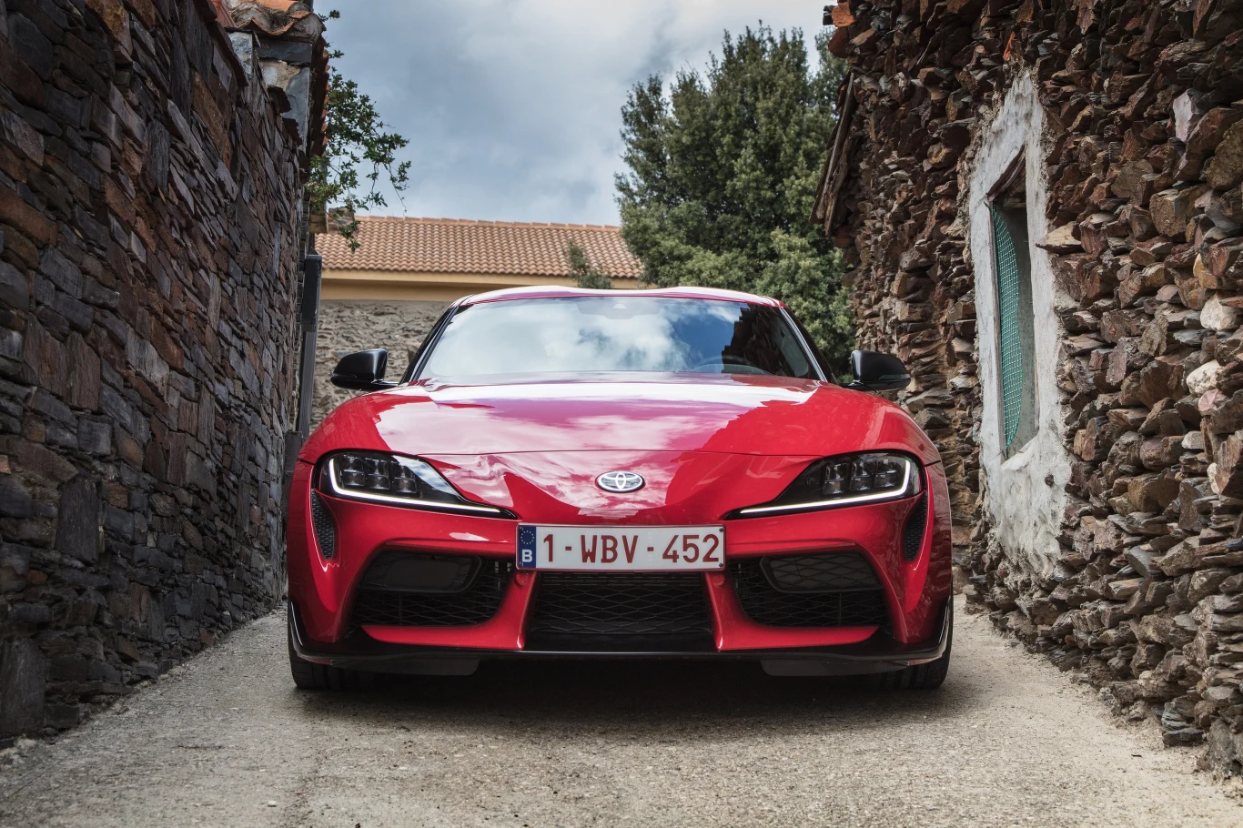 Toyota GR Supra na zdjęciach