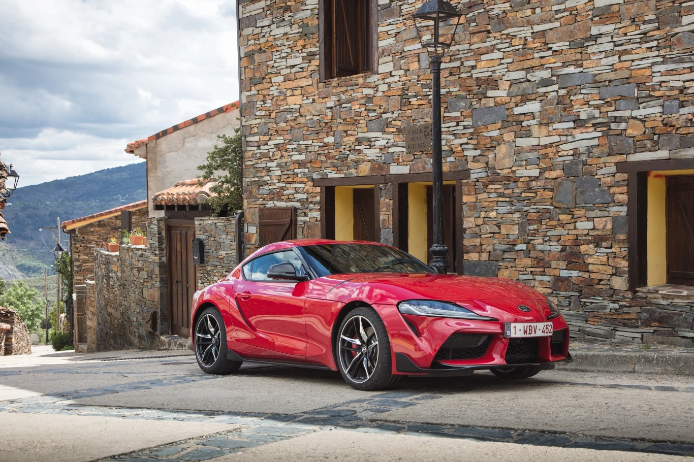 Toyota GR Supra na zdjęciach
