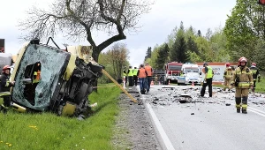 Miejsce wypadku na zakopiance w miejscowości Rdzawka