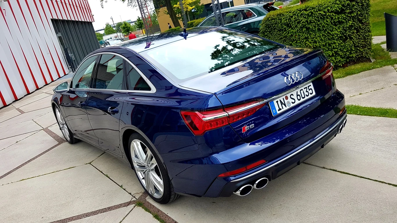 Audi S6