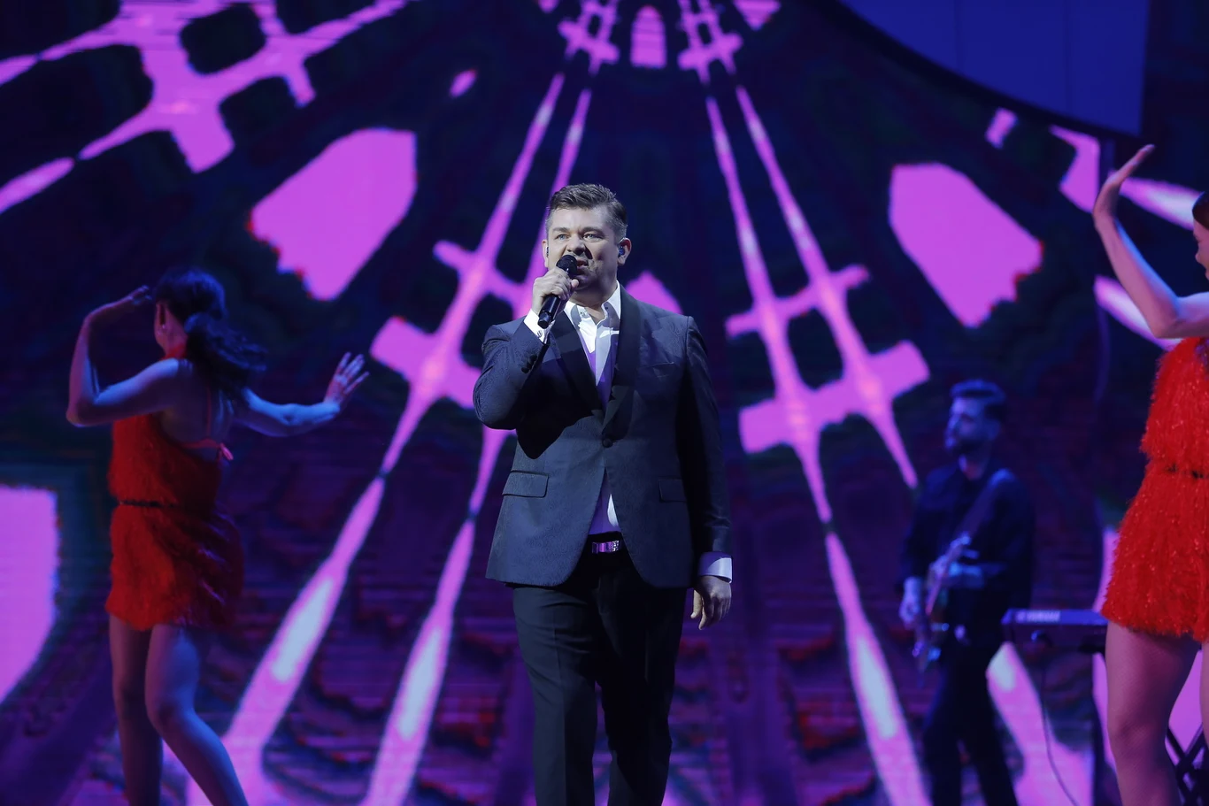 Zobacz zdjęcia z koncertu Zenka Martyniuka kończącego drugi dzień (25 maja) Polsat SuperHit Festiwal 2019 w Sopocie