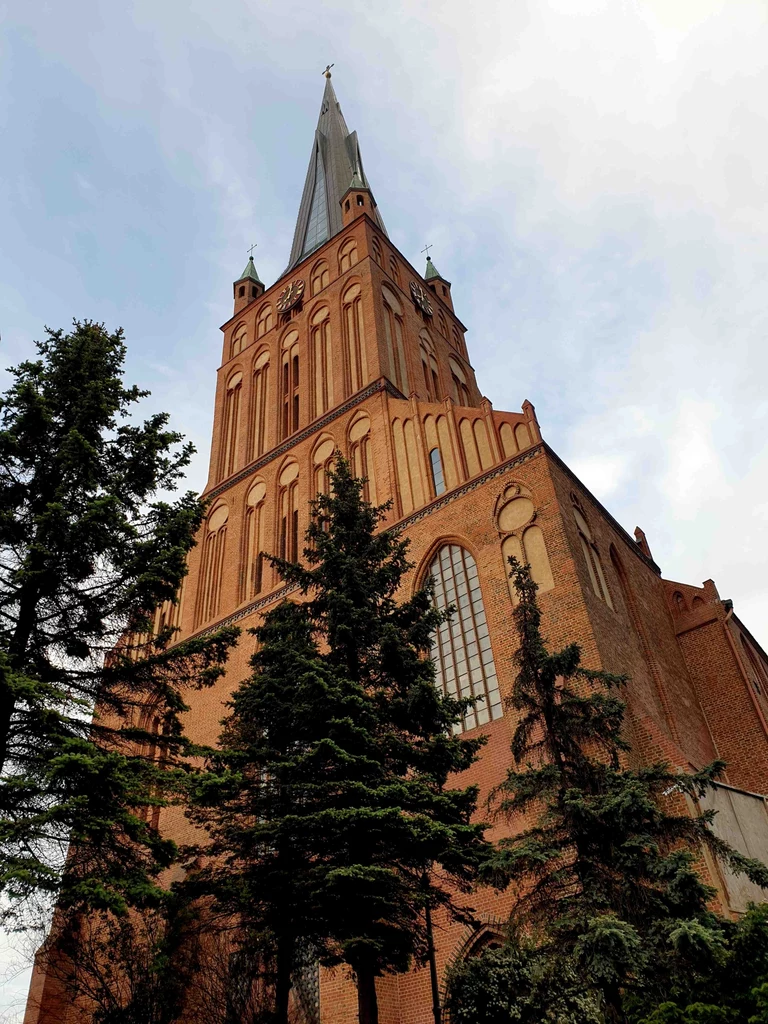 Bazylika Archikatedralna pw. św. Jakuba Apostoła w Szczecinie jest jednym z najpiękniejszych kościołów w mieście