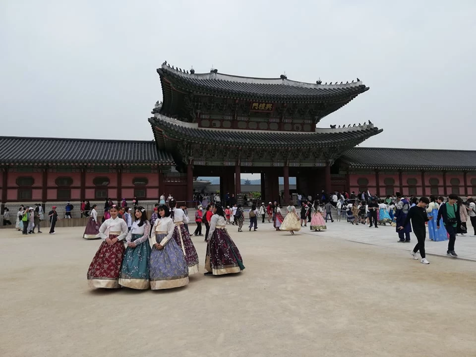Gyeongbokgung - pałac królewski w Seulu 