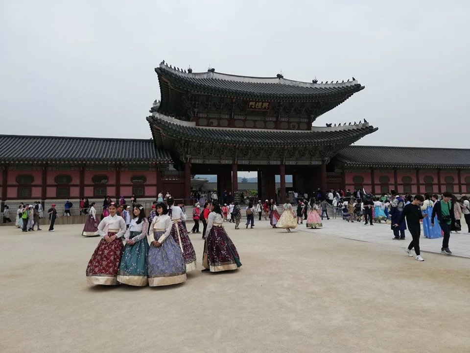 Gyeongbokgung - pałac królewski w Seulu Gyeongbokgung - pałac królewski w Seulu