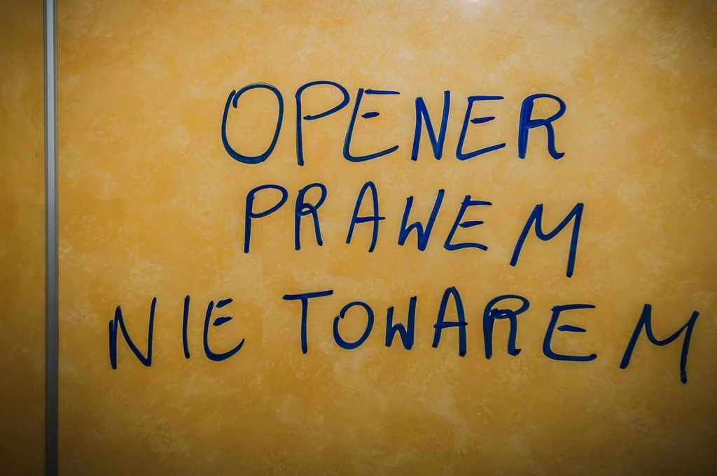 Napis na jednej z toalet, Open'er Festival, 2018 rok