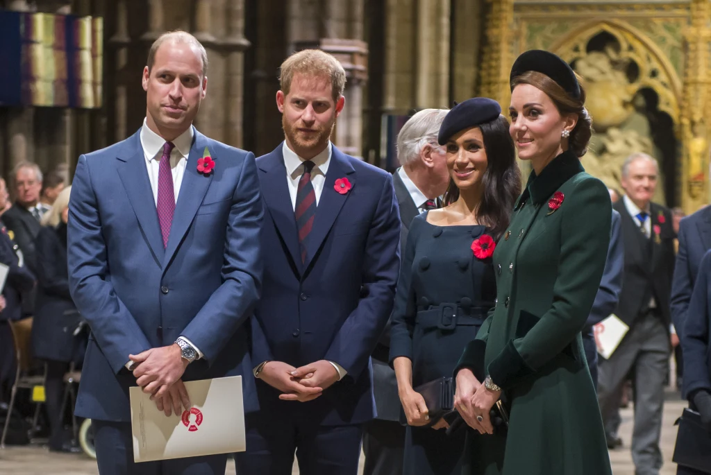 Książę William, książę Harry, Meghan Markle i księżna Kate Książę William, książę Harry, Meghan Markle i księżna Kate