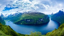 Geirangerfjorden, fiord w południowo-zachodniej Norwegii