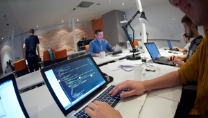 Praca w IT. Najlepsi specjaliści zarabiają nawet 32 tys. zł miesięcznie