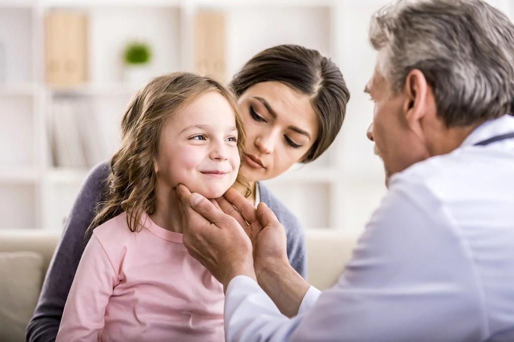 Jeżeli dziecko chorowało w nieodległym czasie przed planowanym wyjazdem, koniecznie należy udać się na wizytę kontrolną