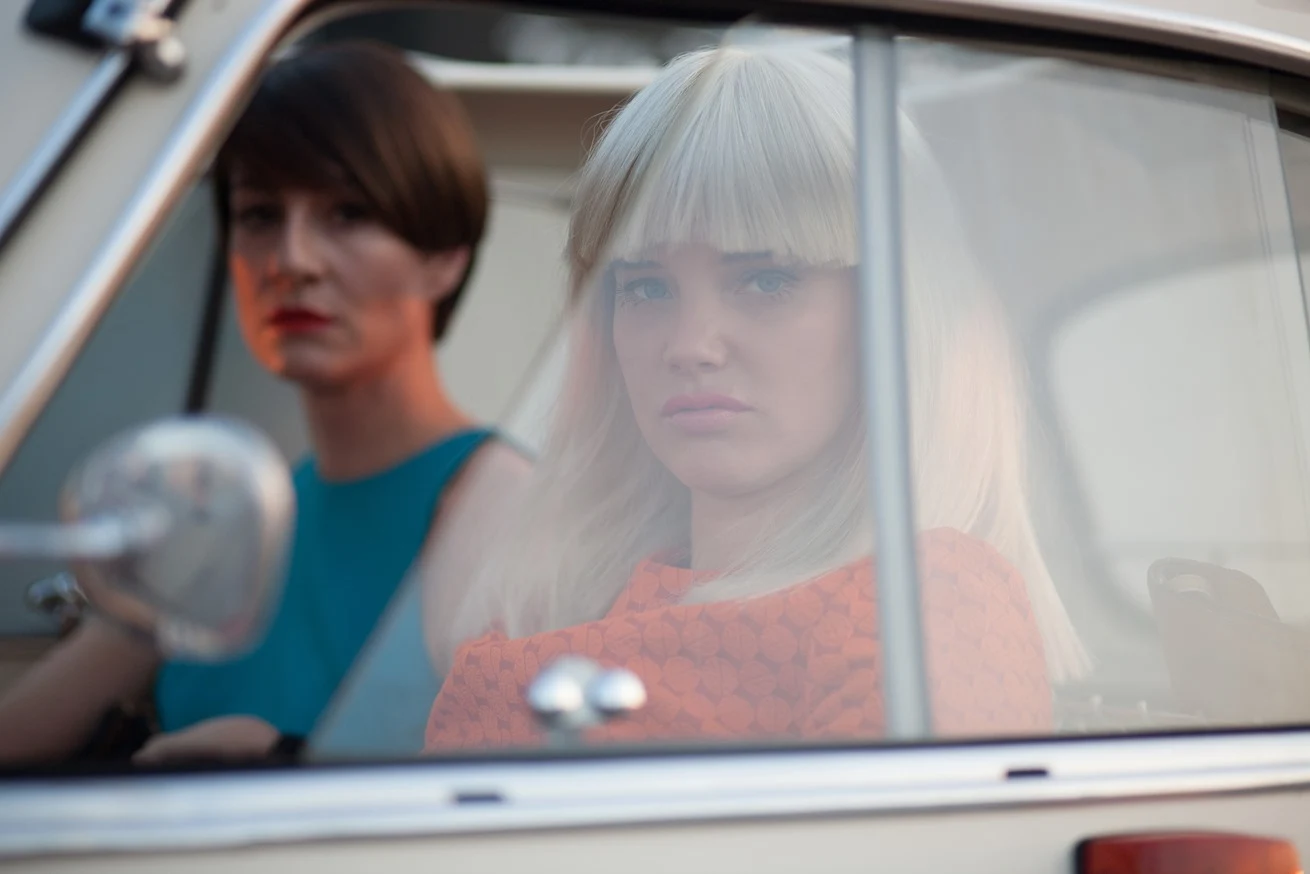 Czy kłamstwo ich wyzwoli? Plejada polskich gra główne role w nowym filmie Pawła Borowskiego "Ja teraz kłamię".