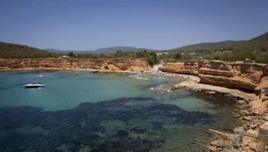 Gdzie znajdują się najlepsze plaże nudystów na świecie? Jedna z nich jest na Ibizie.