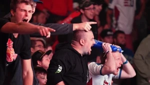 Ujęcie trybun kibiców podczas meczu Faze Clan